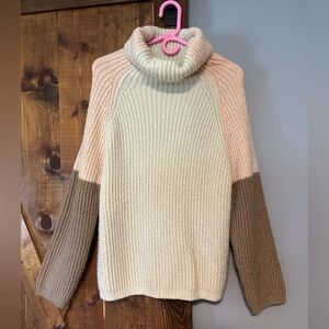 Owen Colorblock Turtleneck sweater from Lauriebelles